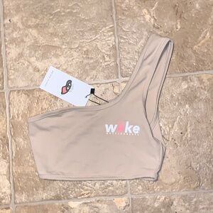 **Last chance** NWT athletic top